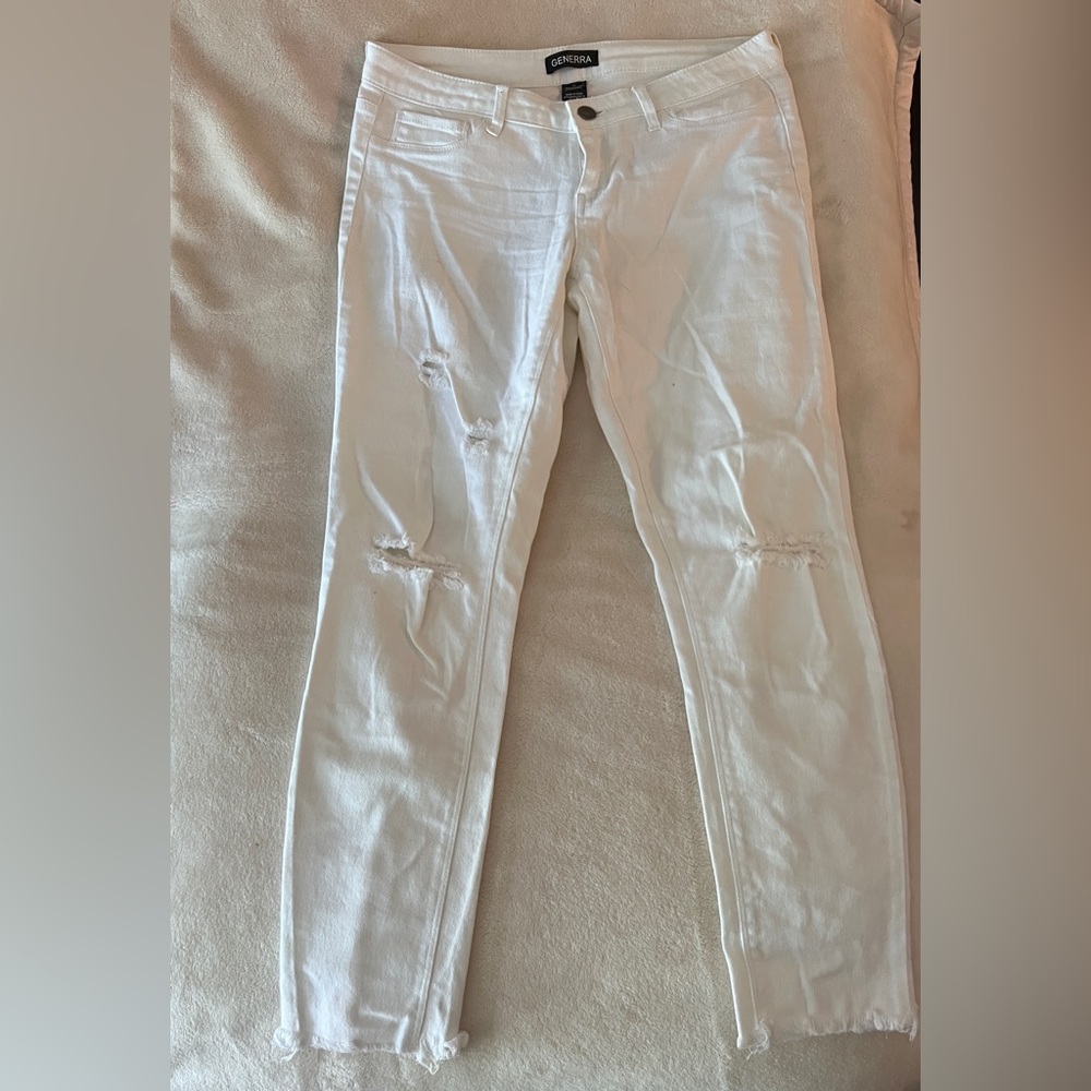 White Skinny Jeans🤍